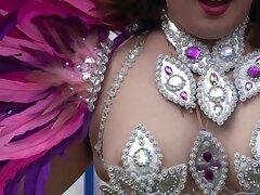 hamititi Passionate Brunette Deepthroats Thick Dildo With Sultry Skill