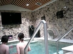 abv-261 Sizzling Japanese Beauty Offers Mind-Bending Sexual Pleasure