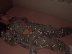 spc_s27p Sizzling Japanese Woman Displays Her Stunning Curves Seductively