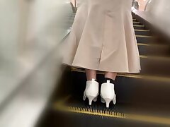 774VRNC-003 Sizzling Flight Attendant Tempts with Steamy Asian Blowjob Desire