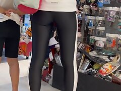 smallbutt_bba AV Star's Unforgettable Blowjob & Explosive Cum Showdown!