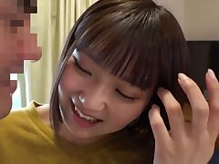 vW5EMUw9 Adorable Japanese Angel Deep-Throats Thick Manhood